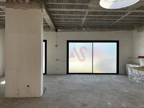 Moradia em Banda T3 de RC em construção em Pias, Lousada