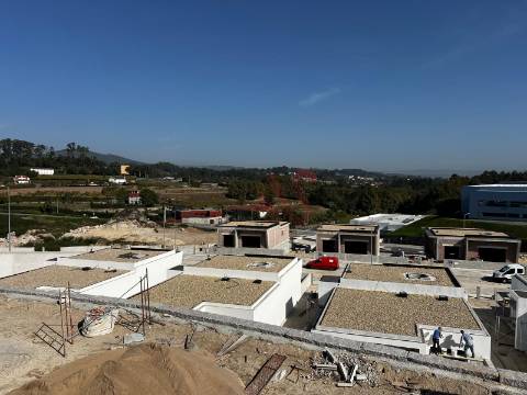 Moradia T3 de RC em construção em Pias, Lousada