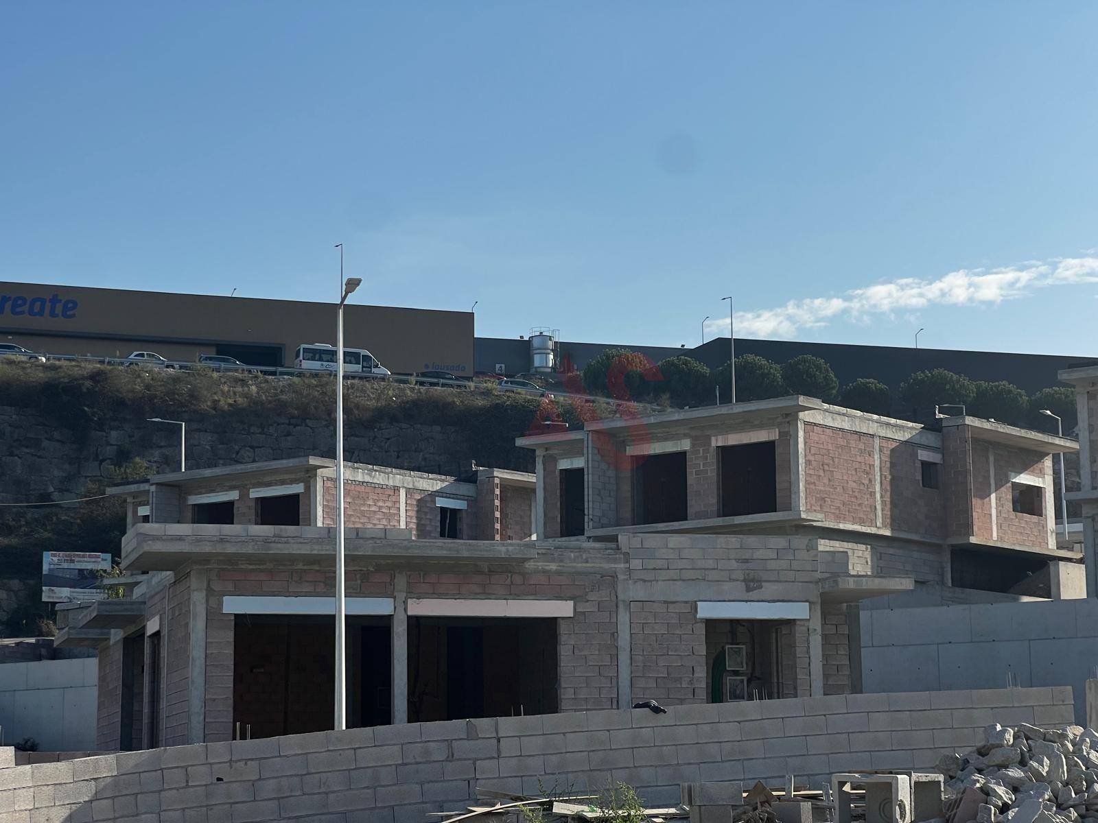 Moradia T3 de RC em construção em Pias, Lousada
