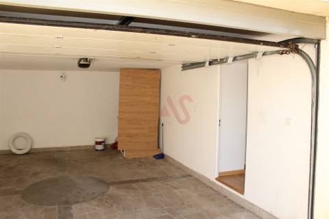 Moradia T4 com Excelente Área, Terreno e Potencial de Rentabilidade – Fafe