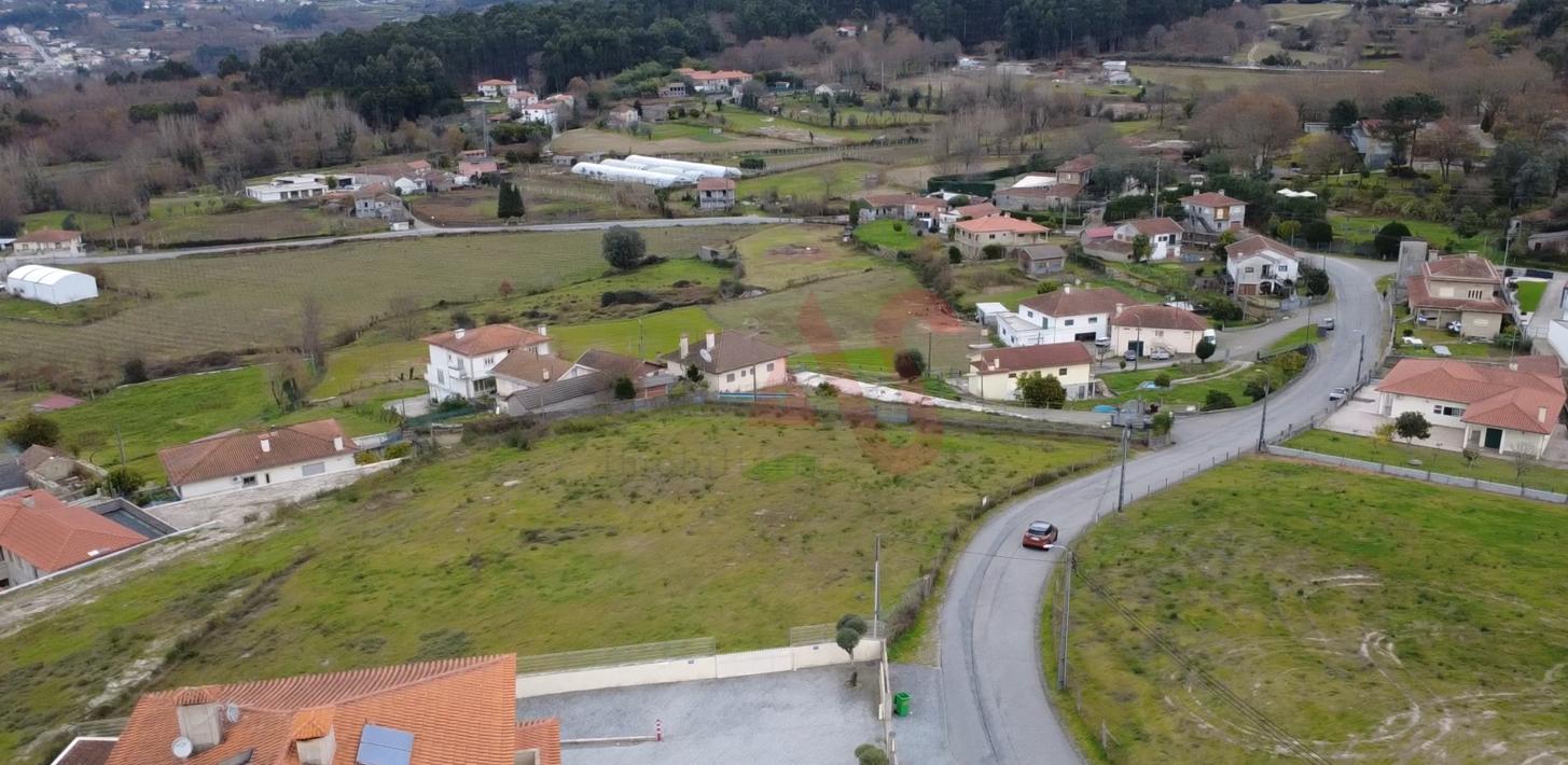 Terreno para Construção em Estorãos, Fafe – Excelente Localização e Potencial