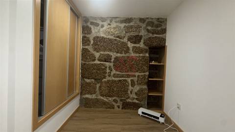 🏡 Moradia T2 em Pedra – Quinchães, Fafe
