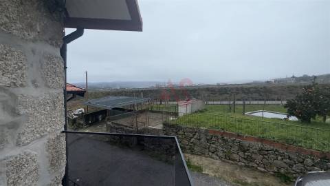 🏡 Moradia T2 em Pedra – Quinchães, Fafe