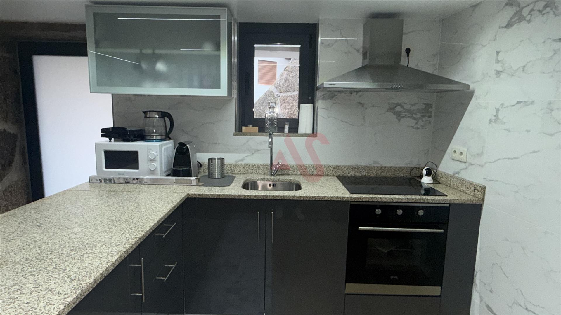 🏡 Moradia T2 em Pedra – Quinchães, Fafe