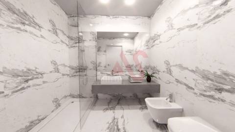 Apartamento T2 no piso 0 com terraço em São Miguel, Vizela