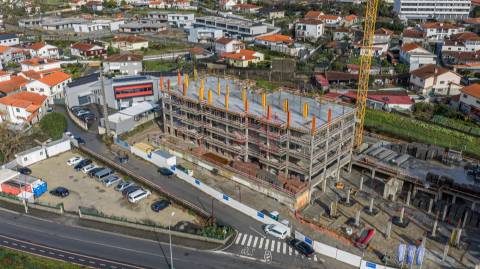 Apartamento T2 no 4.º andar, no centro da cidade de Vizela