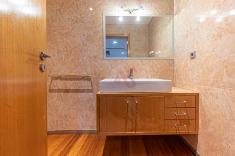 Moradia em Banda T3 em Mesão Frio – Zona Premium de Guimarães