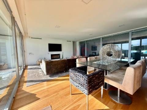 Espetacular Moradia Térrea T4 Em Azurém, Guimarães