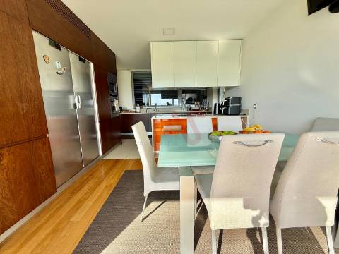 Espetacular Moradia Térrea T4 Em Azurém, Guimarães