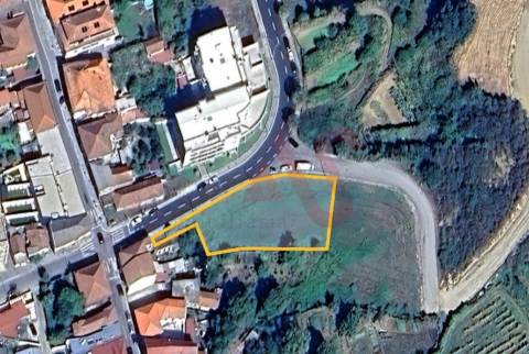 Terreno para construção com 1.449,67 m², na Lixa