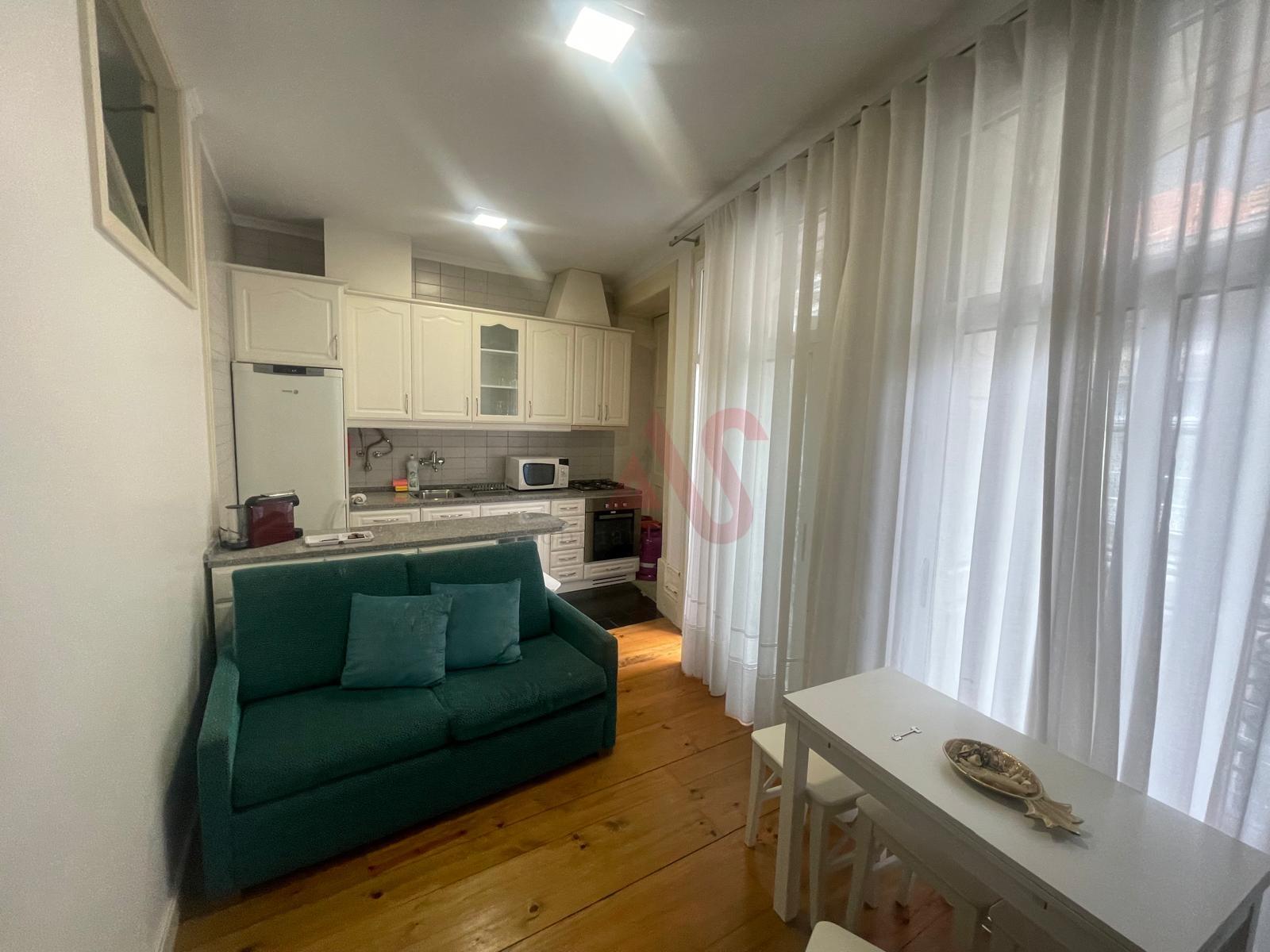 Apartamento T2 no Centro Histórico do Porto – Rua do Comércio