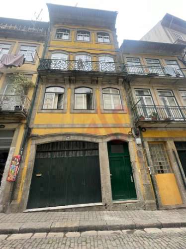 Apartamento T2 no Centro Histórico do Porto – Rua do Comércio