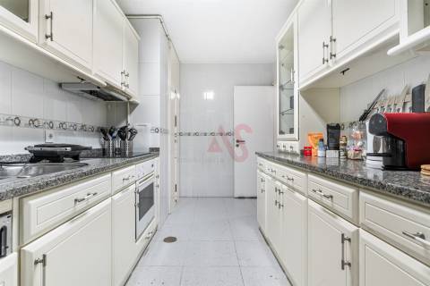 Apartamento T5 em Penafiel - Excelente Oportunidade