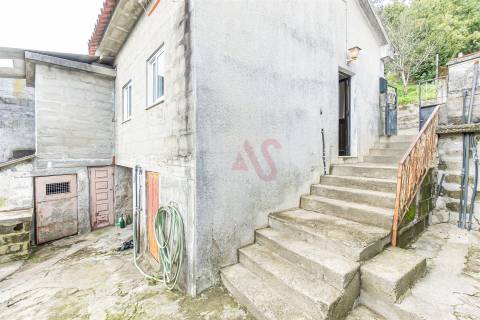 Moradia T2 em São Faustino, Guimarães - Excelente Oportunidade de Investimento