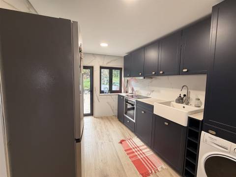 Andar Moradia T2+1 Renovado | Candoso – São Martinho