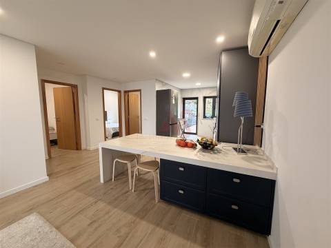 Andar Moradia T2+1 Renovado | Candoso – São Martinho