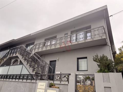 Andar Moradia T2+1 Renovado | Candoso – São Martinho