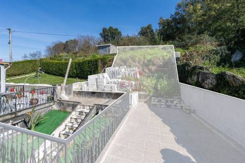 Andar Moradia T2+1 Renovado | Candoso – São Martinho