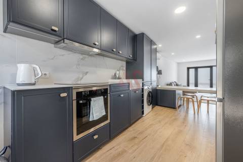 Andar Moradia T2+1 Renovado | Candoso – São Martinho