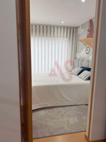 Moradia T3 Moderna em Barrosas – Pronta a Habitar