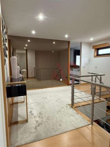 Moradia T3 Moderna em Barrosas – Pronta a Habitar