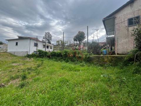 Terreno Urbano para Construção com 404 m² – Cepães, Fafe
