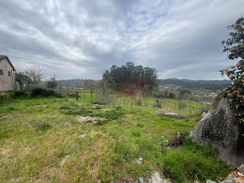 Terreno Urbano para Construção com 404 m² – Cepães, Fafe