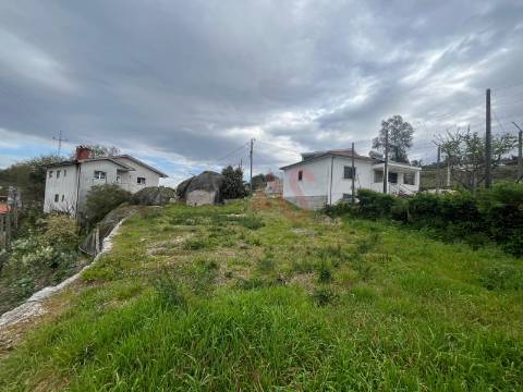 Terreno Urbano para Construção com 404 m² – Cepães, Fafe