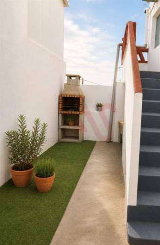 Moradia T3+1 com Vista Campo – Póvoa de São Miguel, Moura (Beja)