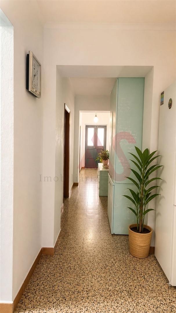 Moradia T3+1 com Vista Campo – Póvoa de São Miguel, Moura (Beja)