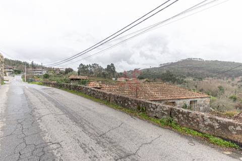 Moradia T4 para Restauro | Excelente oportunidade de investimento |  Marco de Canaveses