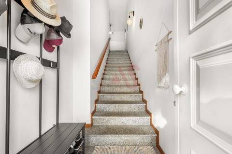 Andar de Moradia T3, localizada em zona tranquila de Fafe, em ótimo estado de conservação