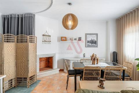 Andar de Moradia T3, localizada em zona tranquila de Fafe, em ótimo estado de conservação