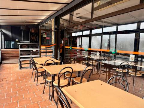 Trespasse de Café em Figueiró – Paços de Ferreira | Espaço com 91,5 m²