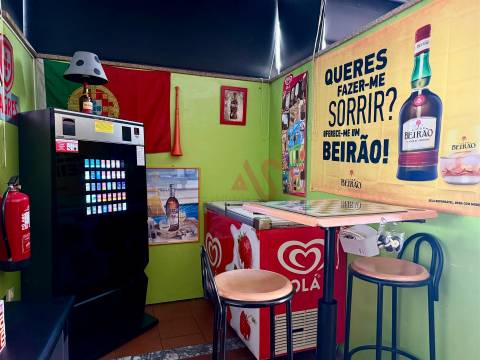 Trespasse de Café em Figueiró – Paços de Ferreira | Espaço com 91,5 m²