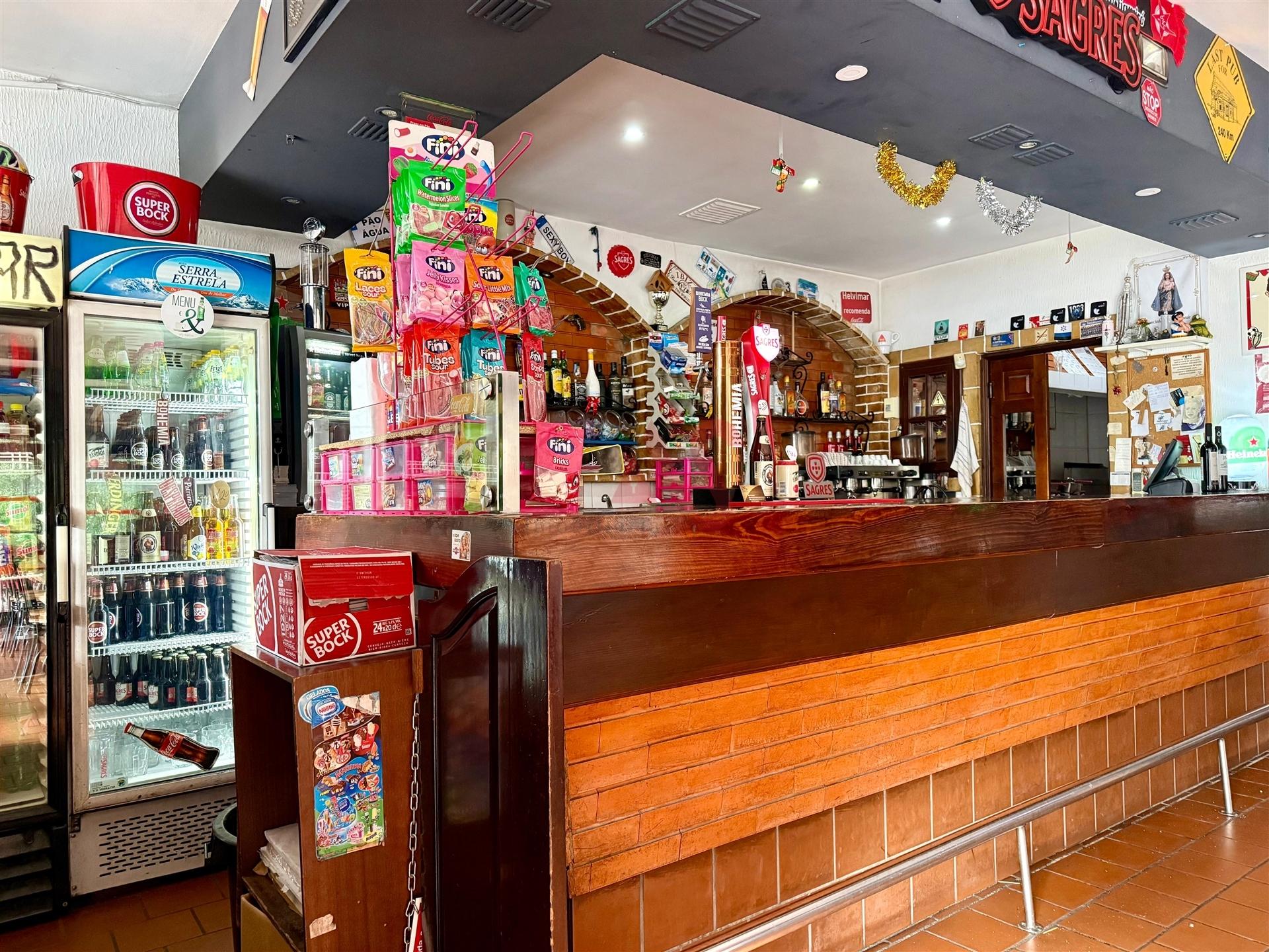 Trespasse de Café em Figueiró – Paços de Ferreira | Espaço com 91,5 m²