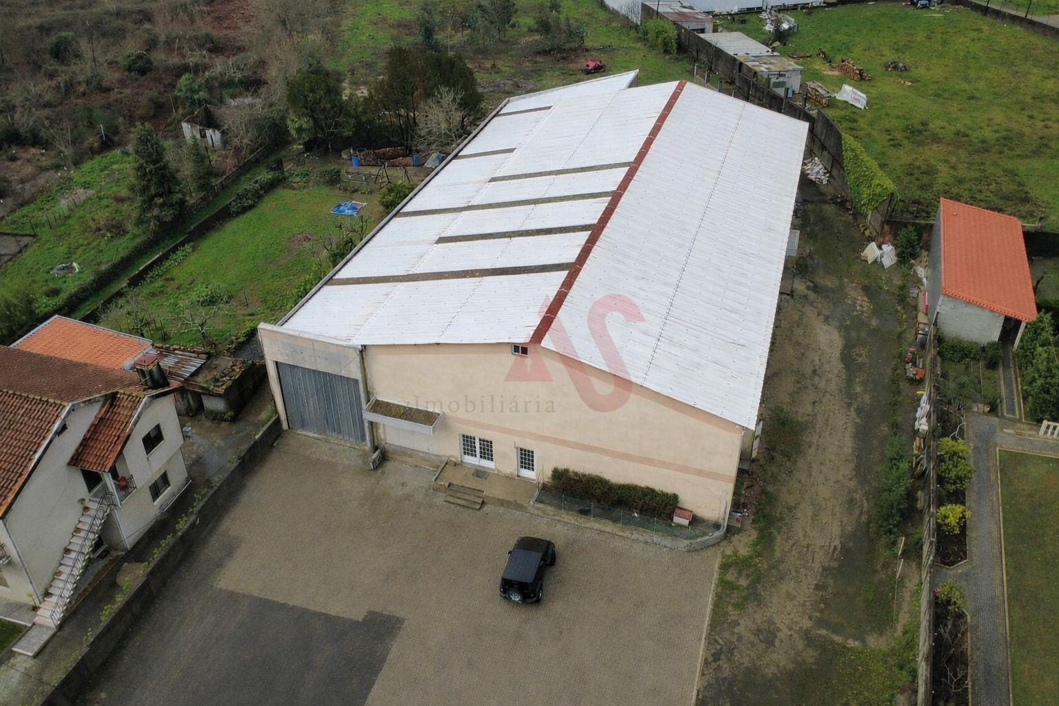 Pavilhão Industrial com Elevado Potencial - Seroa, Paços de Ferreira