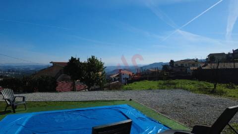 Moradia T3 com Piscina | Torrados – Felgueiras