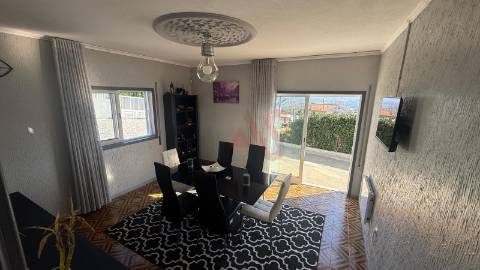 Moradia T3 com Piscina | Torrados – Felgueiras