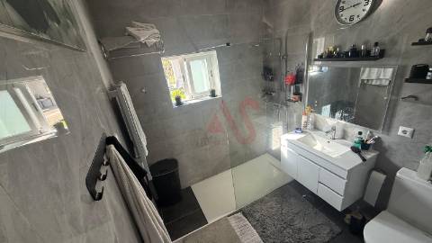 Moradia T3 com Piscina | Torrados – Felgueiras