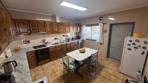 Moradia T3 com Piscina | Torrados – Felgueiras