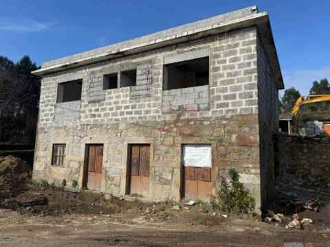 Moradia T4 em Construção - Chave na Mão em Vila Verde, Braga