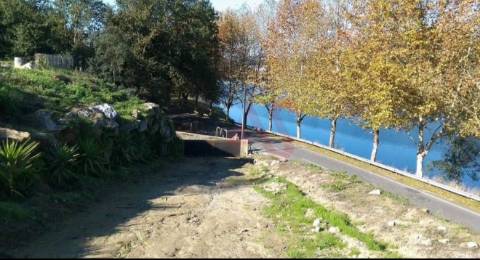 Terreno para Construção com 3772 m² em Palmeira, Braga