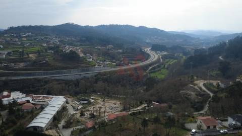 Moradia T3 para Restauro em Fafe