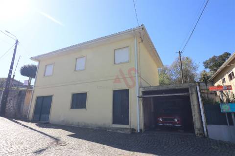 Moradia T2 em Lamelas – Guimarei | Espaço, privacidade e excelente exposição solar