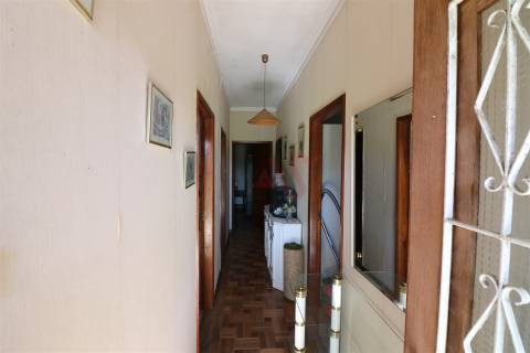 Moradia T2 em Lamelas – Guimarei | Espaço, privacidade e excelente exposição solar