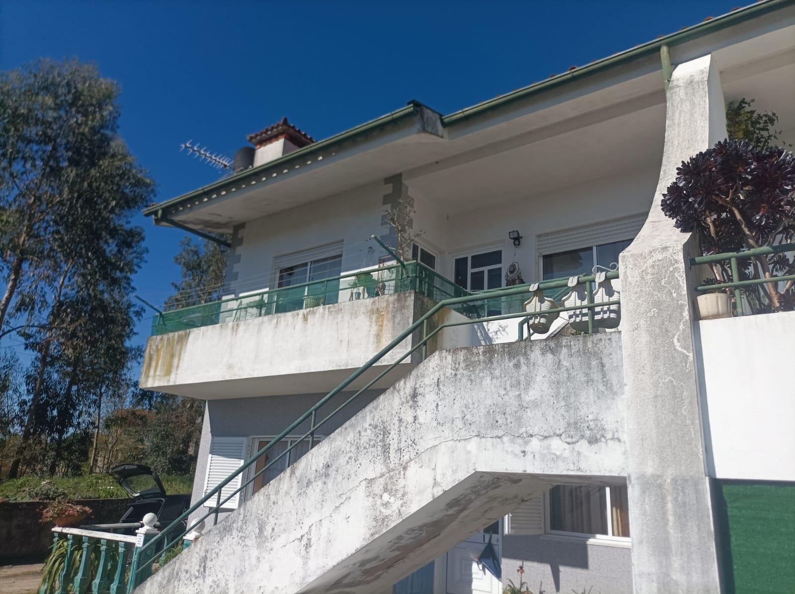 🏡 Andar de Moradia T2 à Venda em Salgueiros – Santa Maria de Oliveira, Famalicão