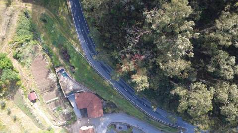 Moradia T3 para Restauro em Sendim, Felgueiras