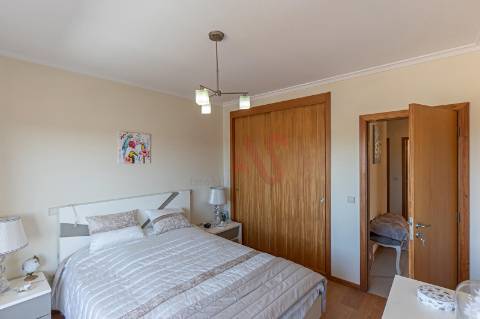 Apartamento T3 em Mesão Frio, Guimarães com 130 m2