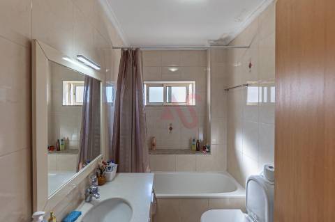 Apartamento T3 em Mesão Frio, Guimarães com 130 m2
